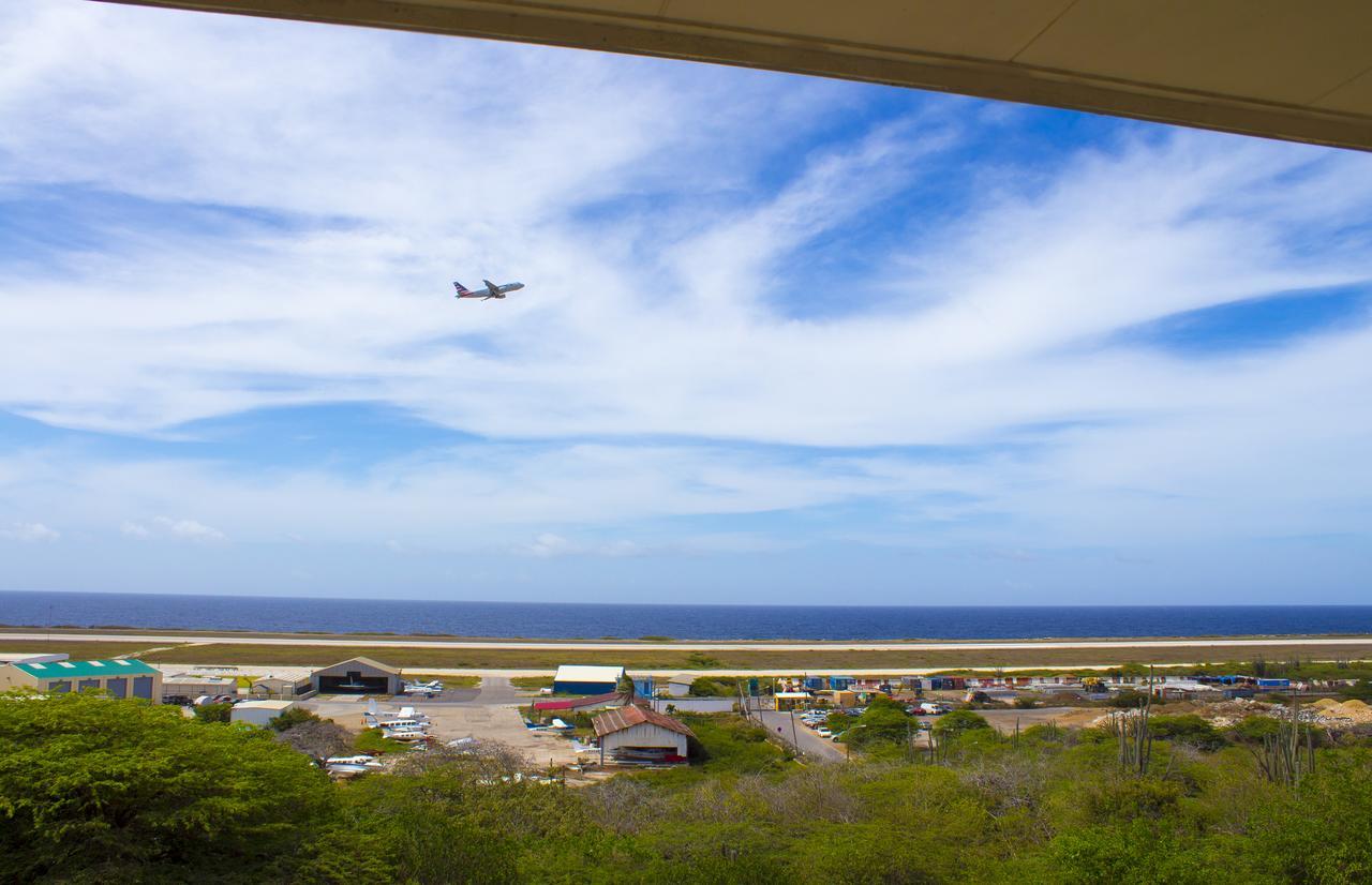 Curacao Airport Hotel วิลเลมสตัด ภายนอก รูปภาพ