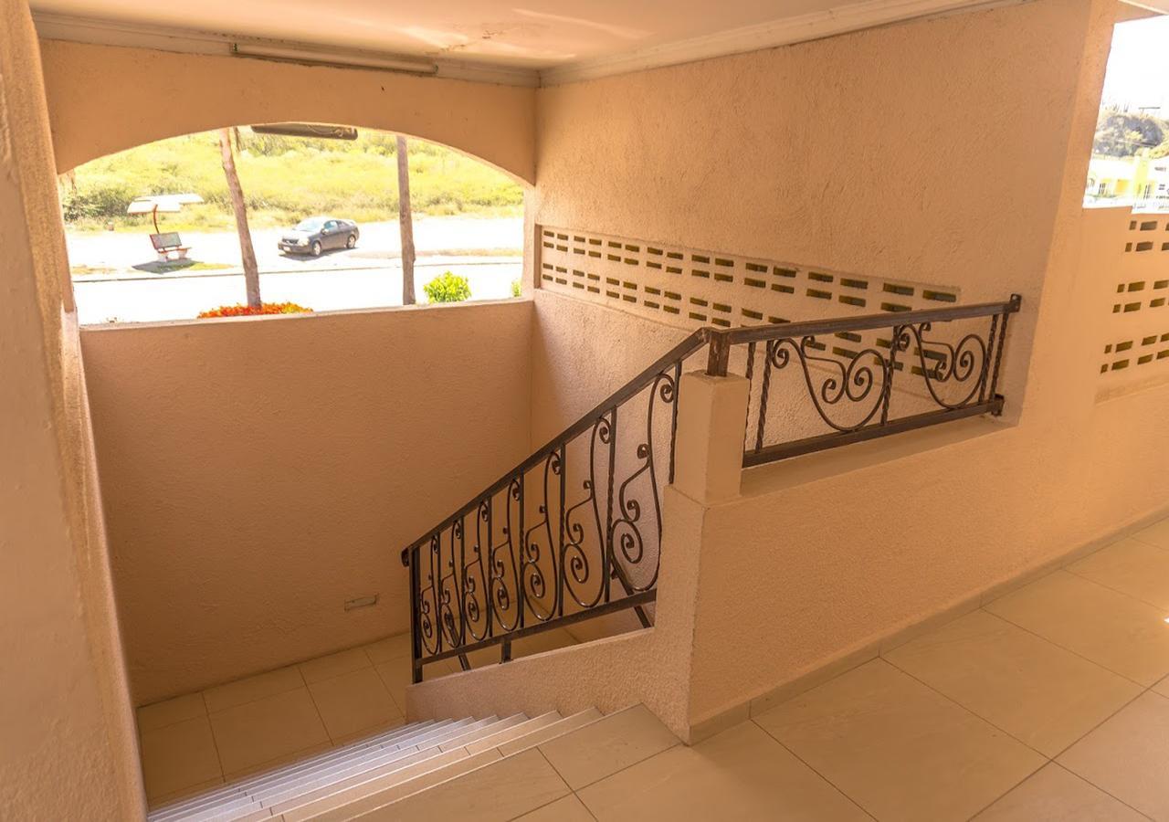 Curacao Airport Hotel วิลเลมสตัด ภายนอก รูปภาพ